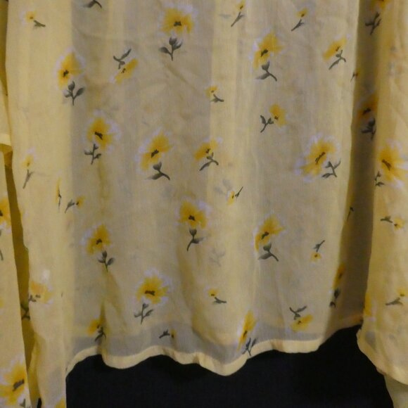 ATMOSPHERE | size 10 | Yellow Floral Print Bell Sleeve Blouse | Back Button - Picture 13 of 16